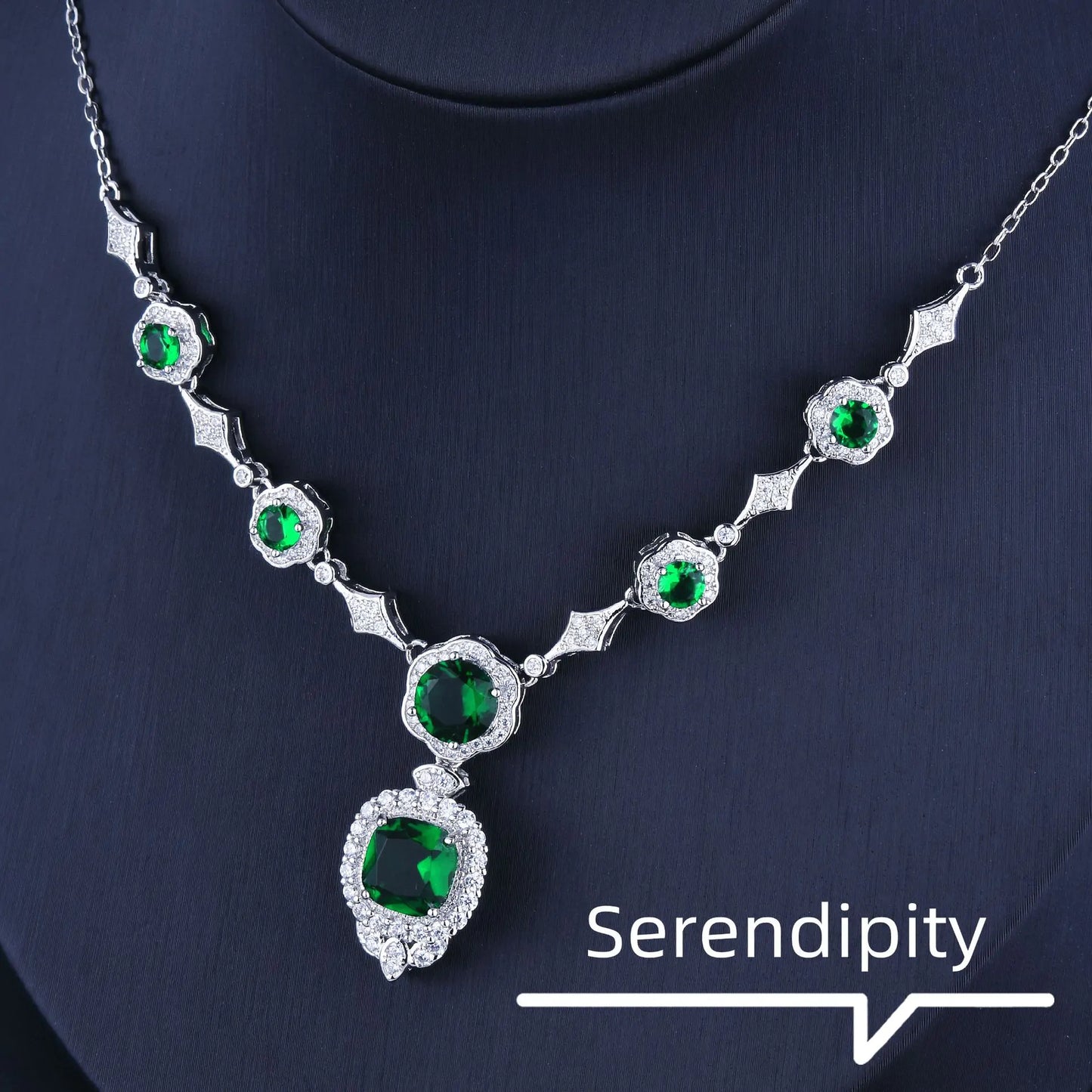 White Gold Emerald Necklace