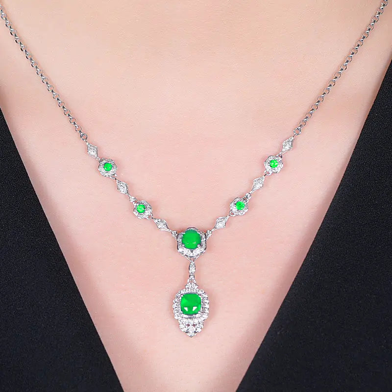 White Gold Emerald Necklace